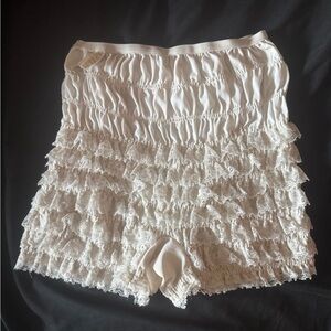Off white bloomers with gold sparkle
